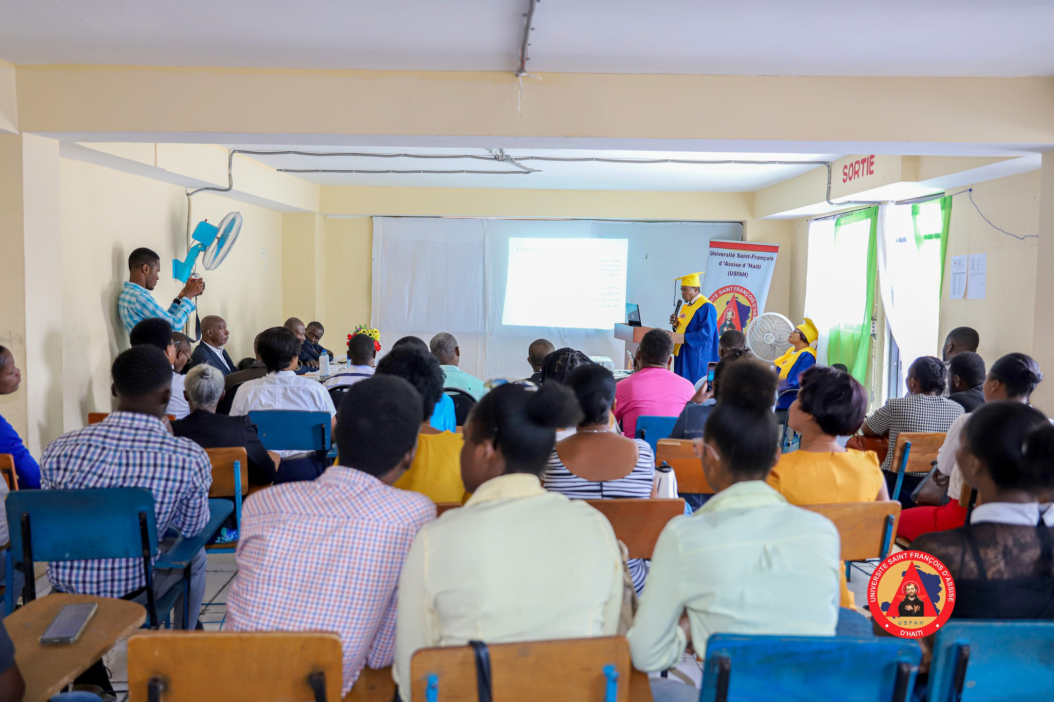 Soutenance de projet de sortie en Sciences économiques à l'Université Saint François d'Assise d'Haiti (USFAH)